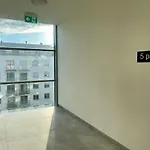 Z Widokiem Na Jezioro I Garazem