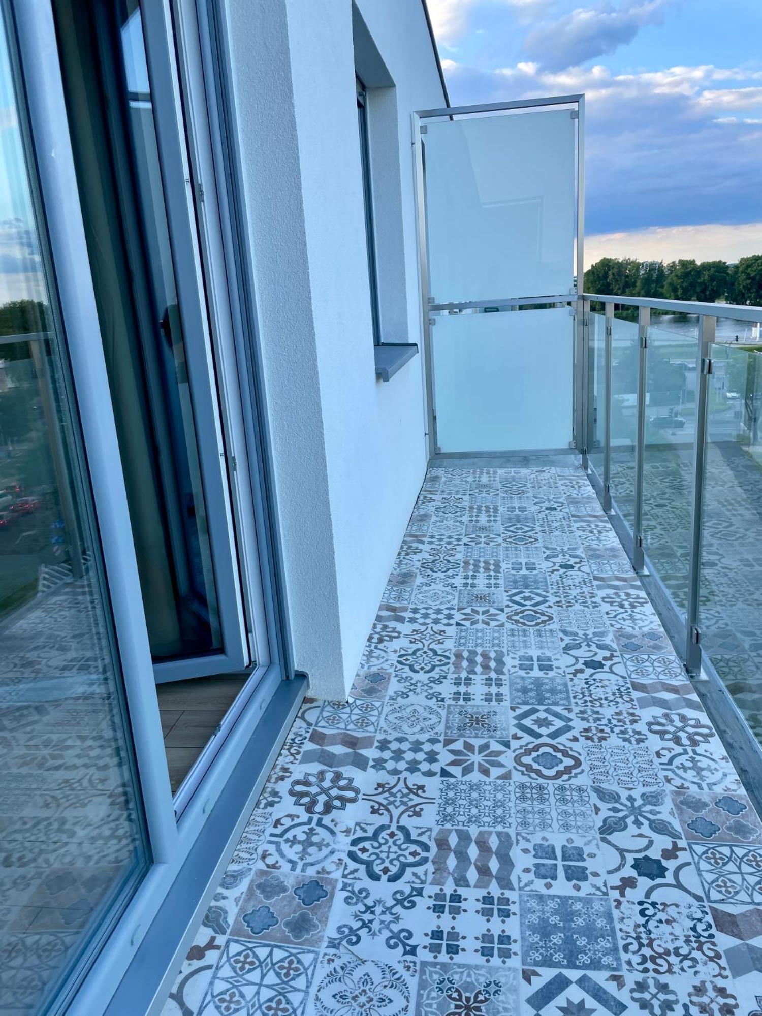 Apartment Z Widokiem Na Jezioro I Garazem Posen